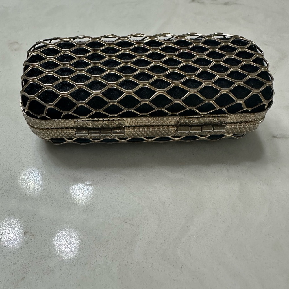 Metallic case with Black Inset lipstick case - Picture 3 of 7